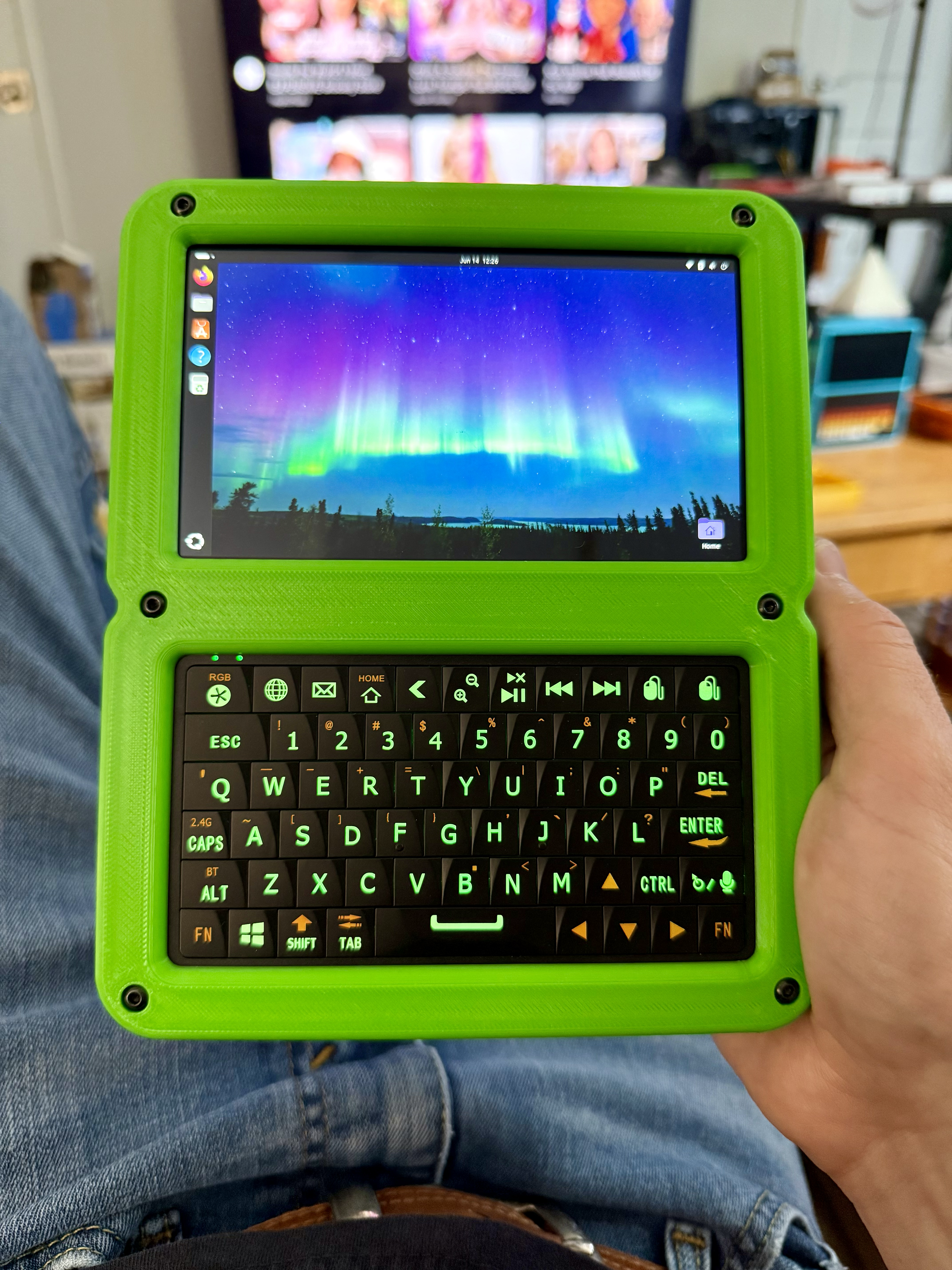 Raspberry Pi 4 Handheld PC